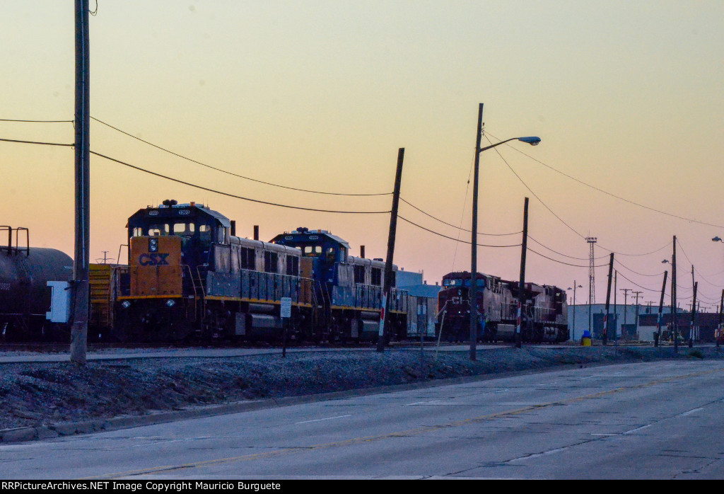 CSX 3GS21B & CP Locomotives in the yard